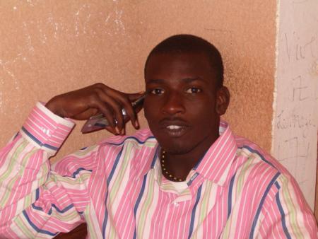 LET m InTRODuC: CHE!kH TH!@M